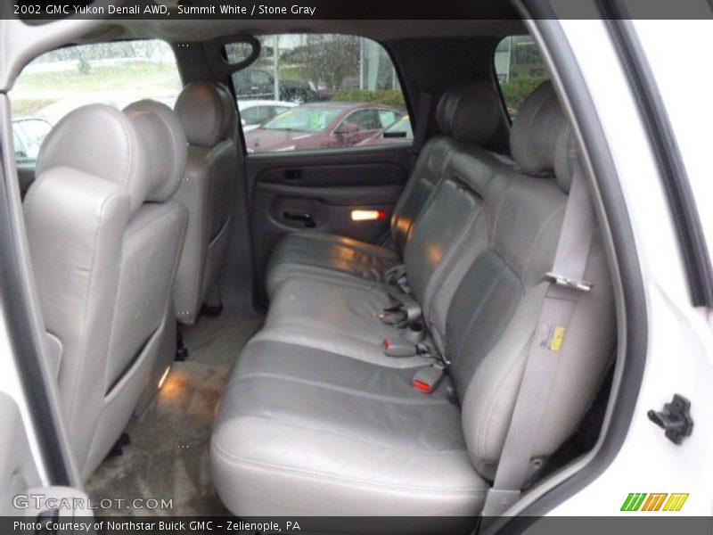Summit White / Stone Gray 2002 GMC Yukon Denali AWD