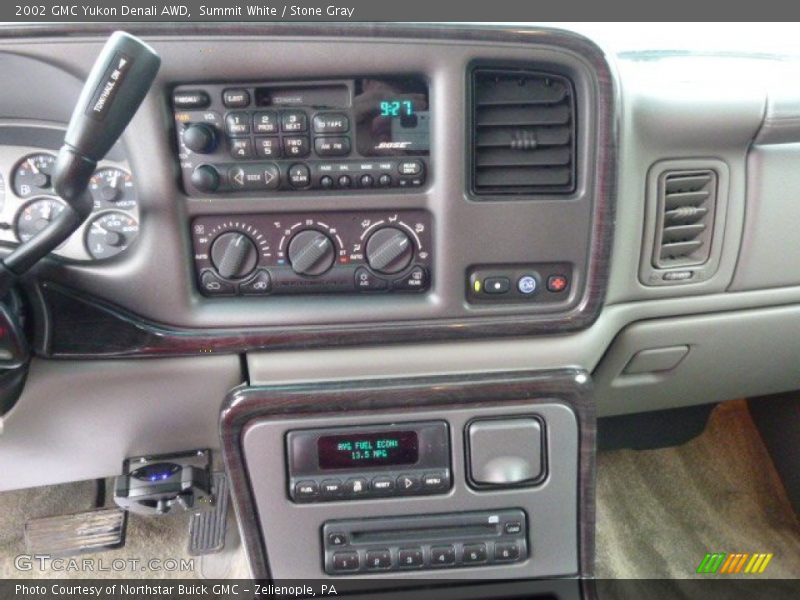 Summit White / Stone Gray 2002 GMC Yukon Denali AWD