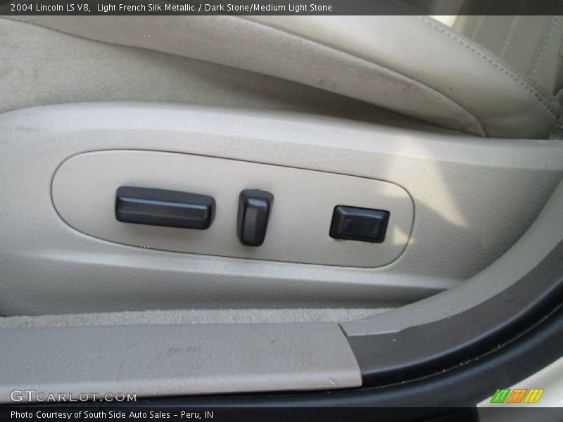 Light French Silk Metallic / Dark Stone/Medium Light Stone 2004 Lincoln LS V8