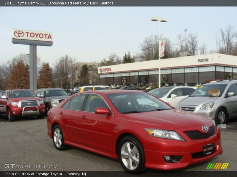 Barcelona Red Metallic / Dark Charcoal 2011 Toyota Camry SE