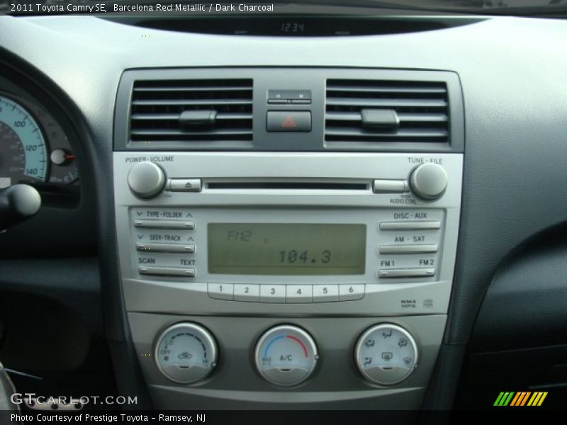 Barcelona Red Metallic / Dark Charcoal 2011 Toyota Camry SE