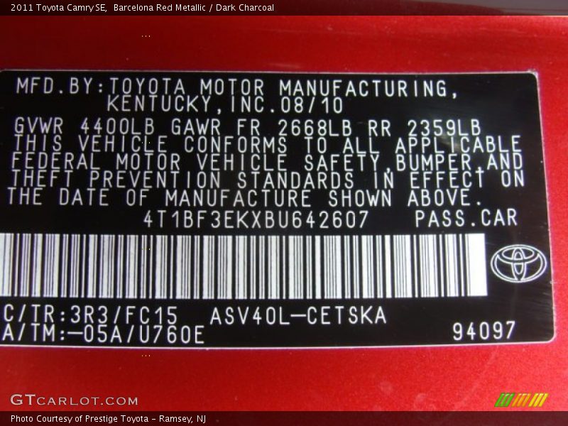 Barcelona Red Metallic / Dark Charcoal 2011 Toyota Camry SE