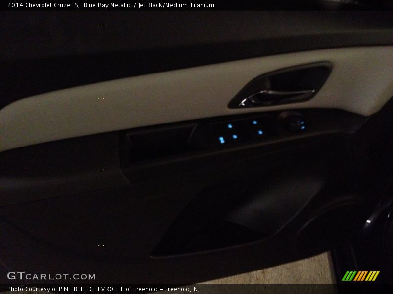 Blue Ray Metallic / Jet Black/Medium Titanium 2014 Chevrolet Cruze LS