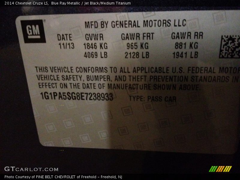 Blue Ray Metallic / Jet Black/Medium Titanium 2014 Chevrolet Cruze LS