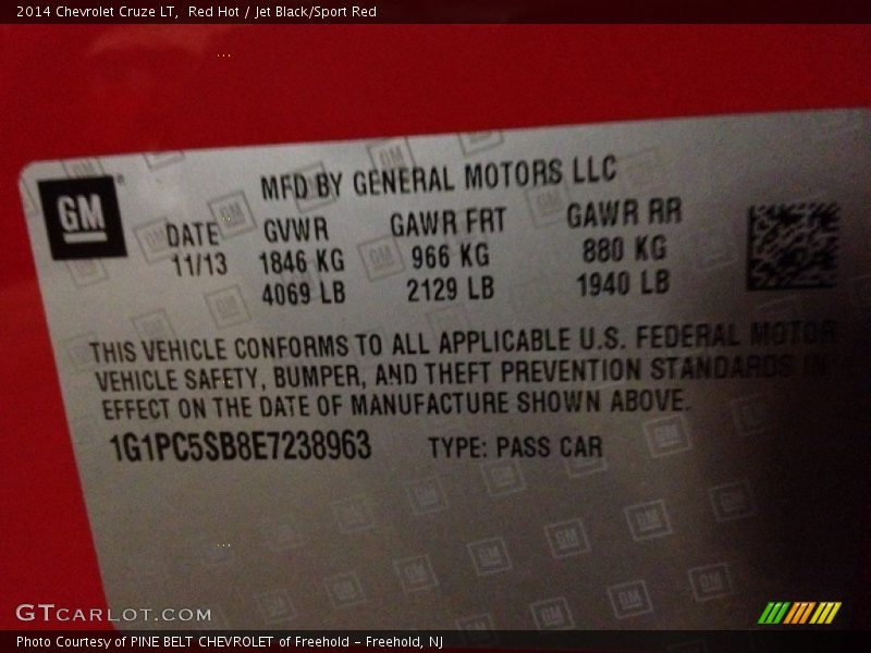 Red Hot / Jet Black/Sport Red 2014 Chevrolet Cruze LT