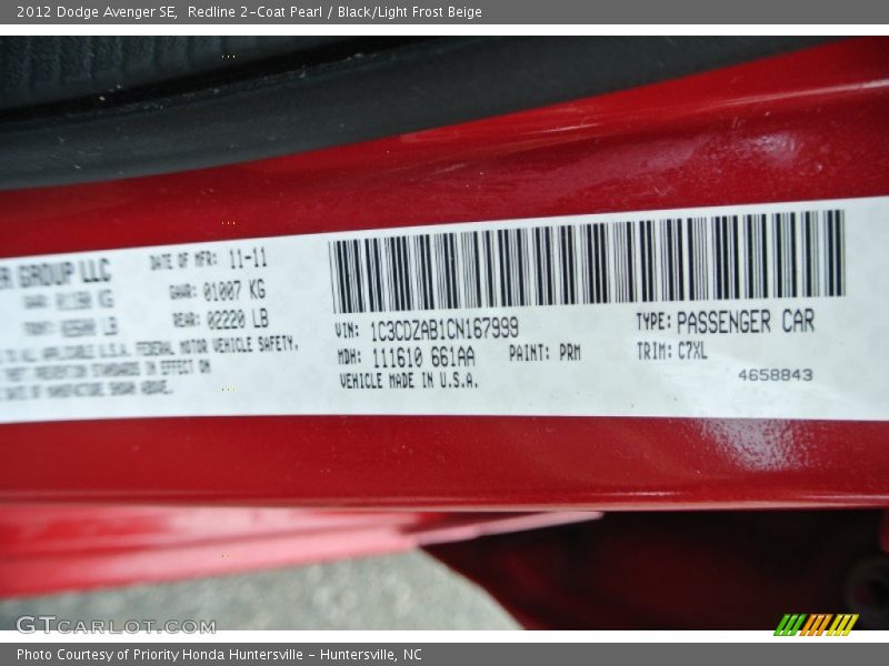 Redline 2-Coat Pearl / Black/Light Frost Beige 2012 Dodge Avenger SE