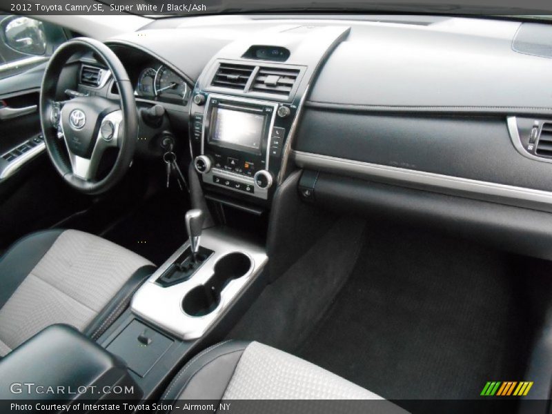 Super White / Black/Ash 2012 Toyota Camry SE