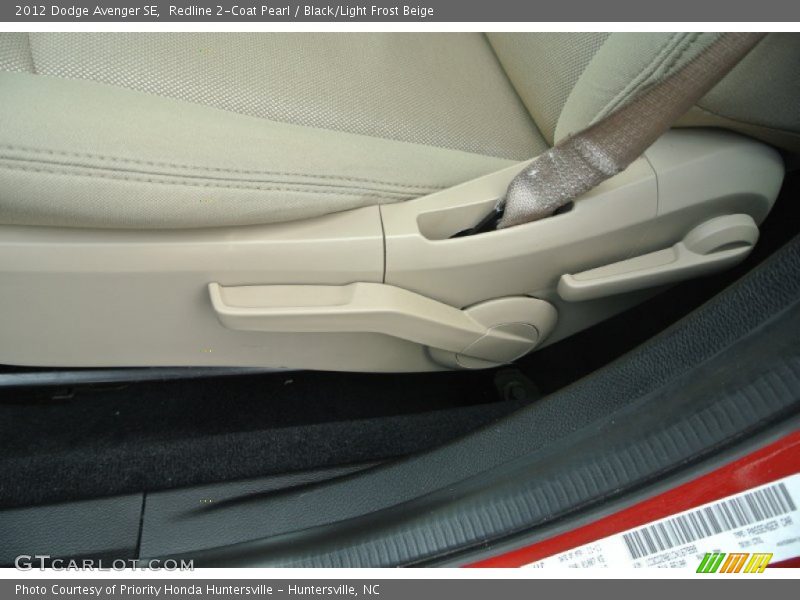 Redline 2-Coat Pearl / Black/Light Frost Beige 2012 Dodge Avenger SE