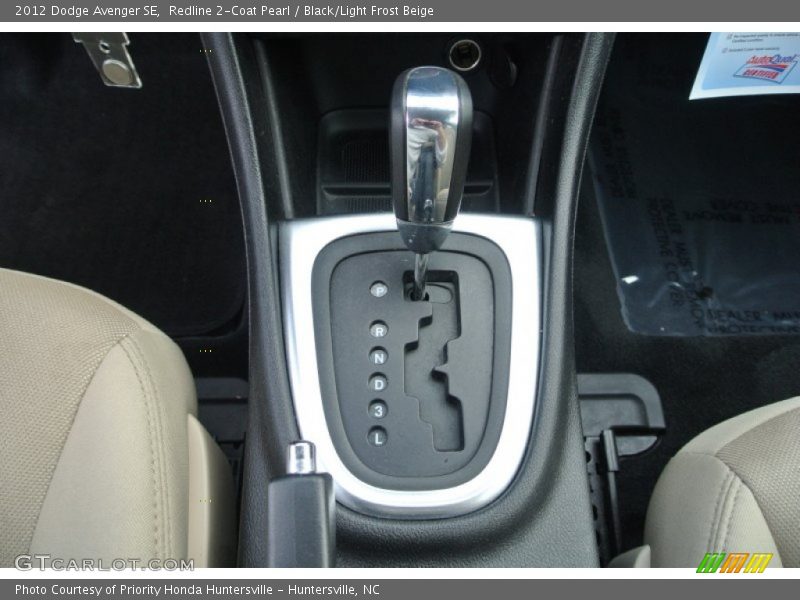 Redline 2-Coat Pearl / Black/Light Frost Beige 2012 Dodge Avenger SE