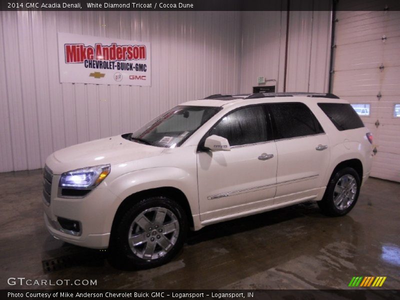 White Diamond Tricoat / Cocoa Dune 2014 GMC Acadia Denali