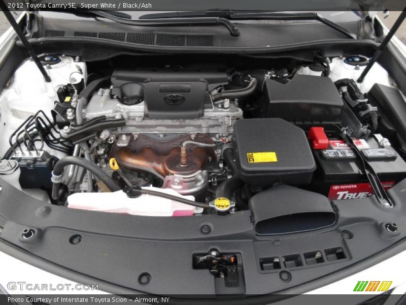Super White / Black/Ash 2012 Toyota Camry SE