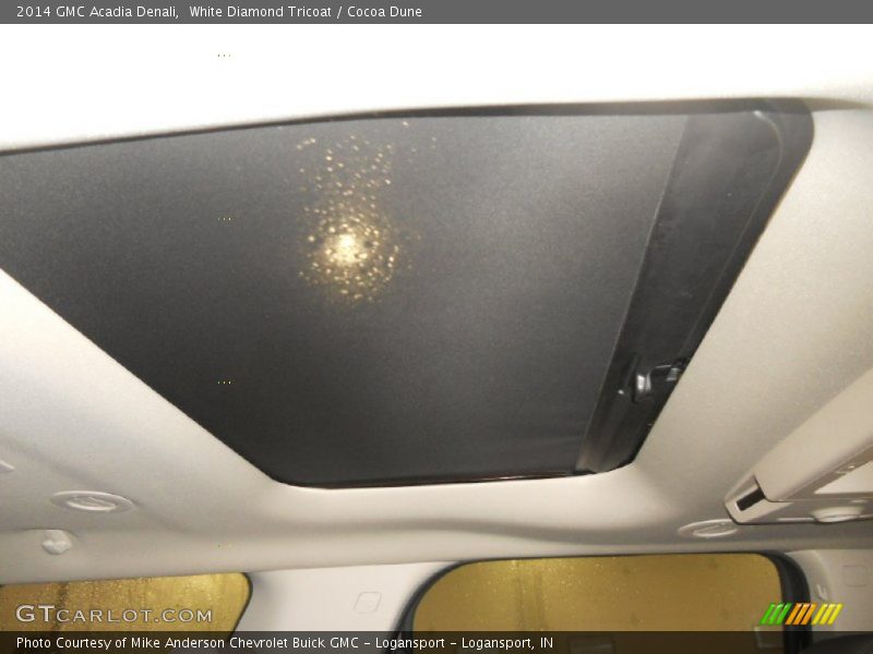 White Diamond Tricoat / Cocoa Dune 2014 GMC Acadia Denali
