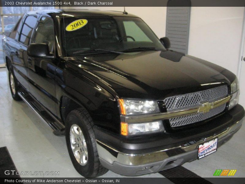 Black / Dark Charcoal 2003 Chevrolet Avalanche 1500 4x4