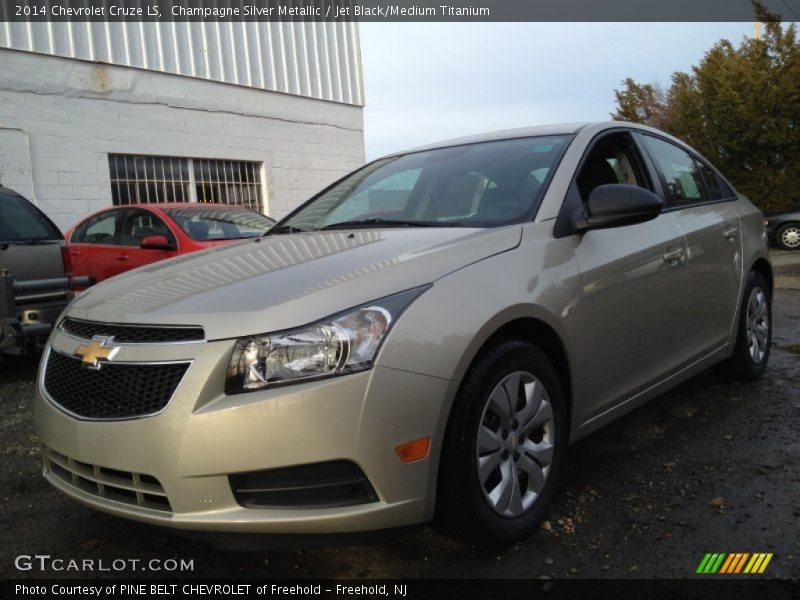 Champagne Silver Metallic / Jet Black/Medium Titanium 2014 Chevrolet Cruze LS