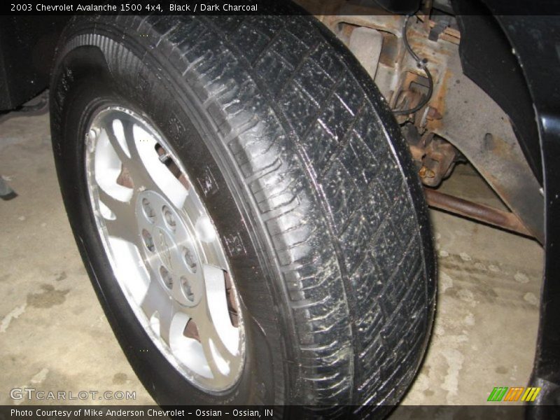Black / Dark Charcoal 2003 Chevrolet Avalanche 1500 4x4