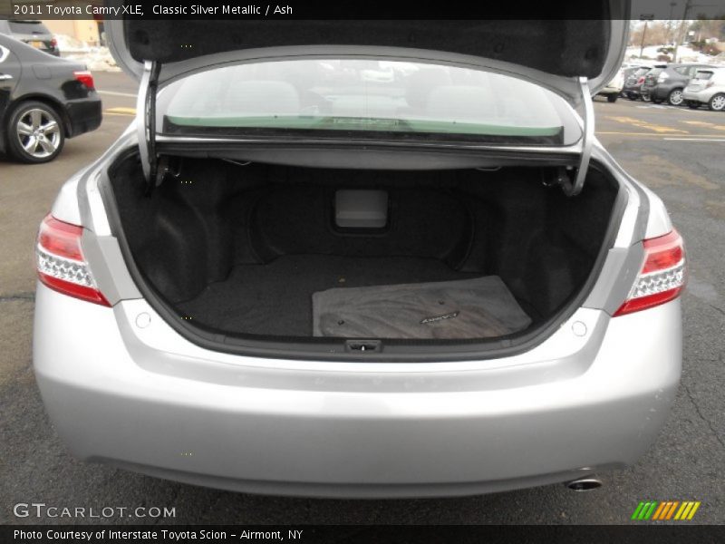 Classic Silver Metallic / Ash 2011 Toyota Camry XLE