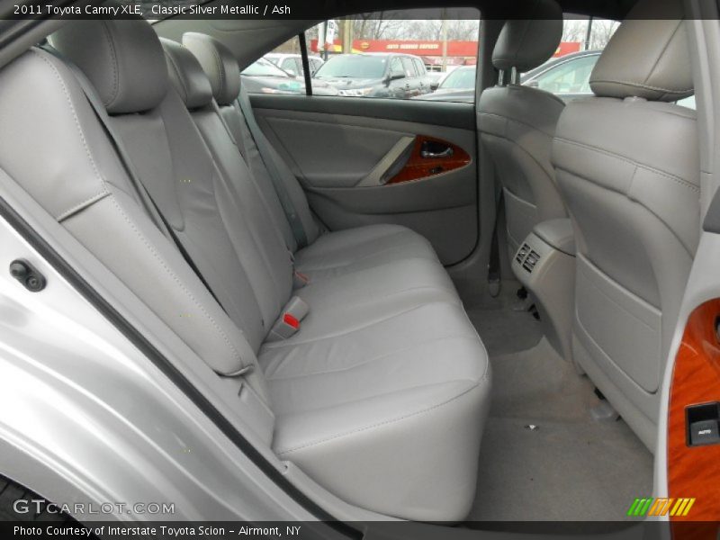 Classic Silver Metallic / Ash 2011 Toyota Camry XLE
