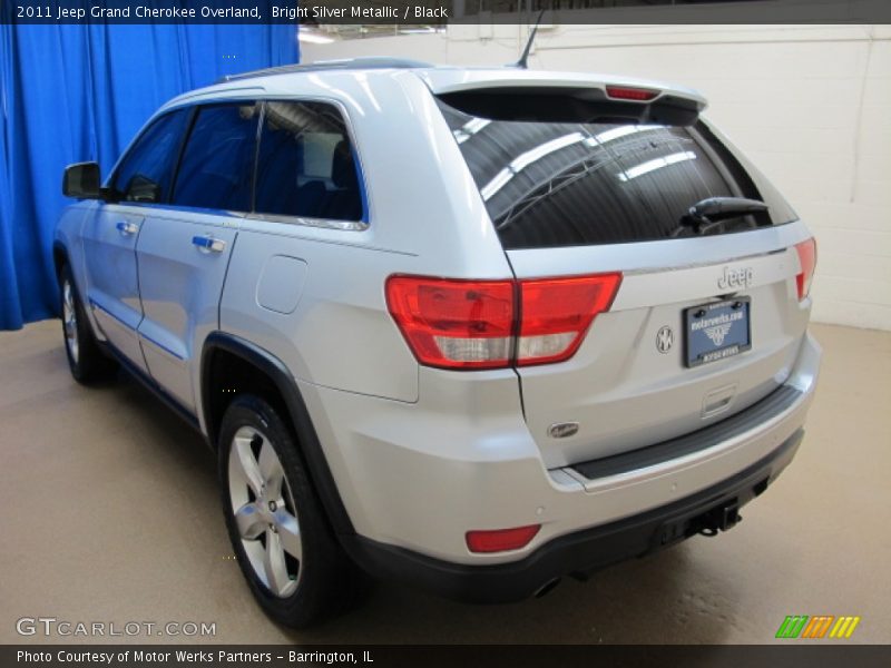 Bright Silver Metallic / Black 2011 Jeep Grand Cherokee Overland