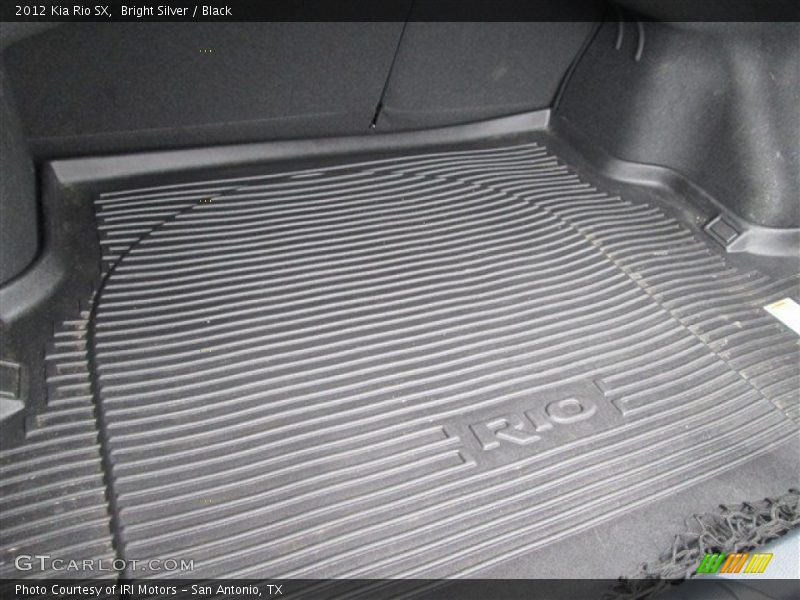 Bright Silver / Black 2012 Kia Rio SX