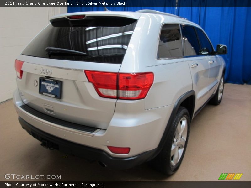 Bright Silver Metallic / Black 2011 Jeep Grand Cherokee Overland