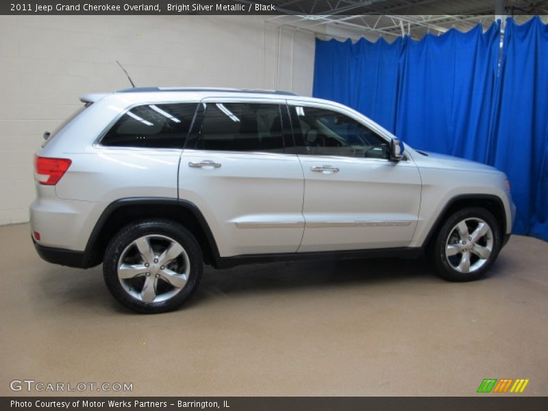 Bright Silver Metallic / Black 2011 Jeep Grand Cherokee Overland