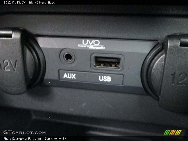 Bright Silver / Black 2012 Kia Rio SX