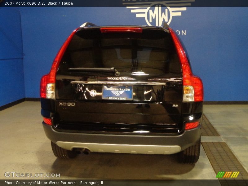 Black / Taupe 2007 Volvo XC90 3.2