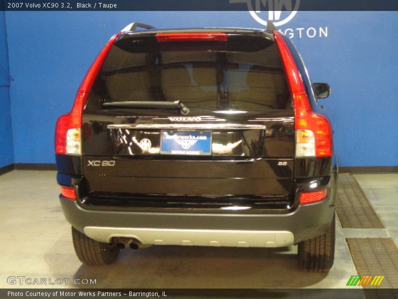 Black / Taupe 2007 Volvo XC90 3.2