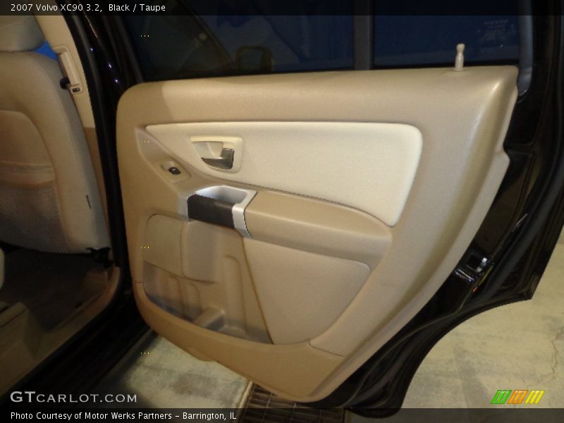 Black / Taupe 2007 Volvo XC90 3.2