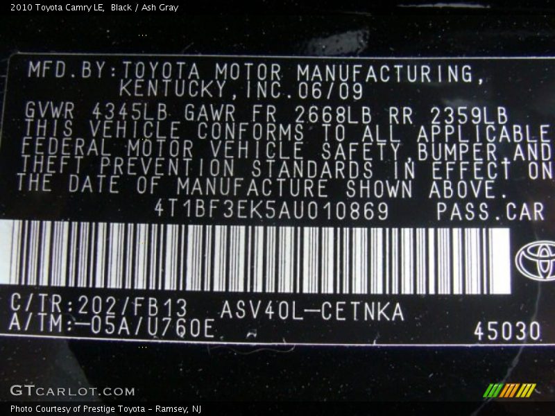 Black / Ash Gray 2010 Toyota Camry LE
