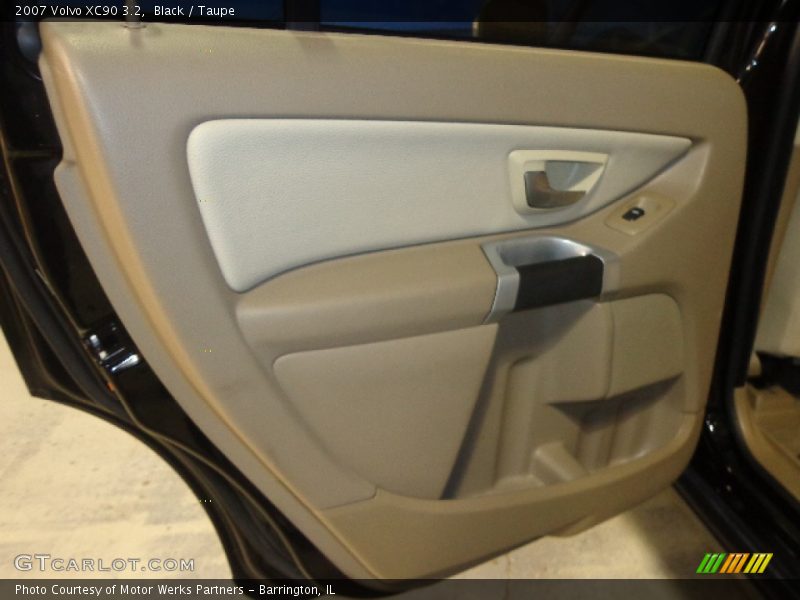 Black / Taupe 2007 Volvo XC90 3.2