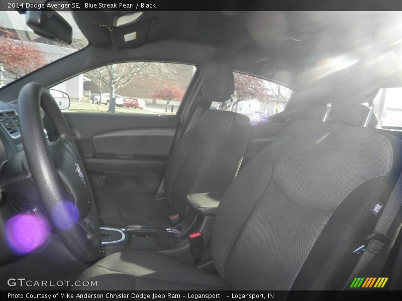 Blue Streak Pearl / Black 2014 Dodge Avenger SE