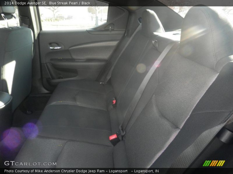 Blue Streak Pearl / Black 2014 Dodge Avenger SE