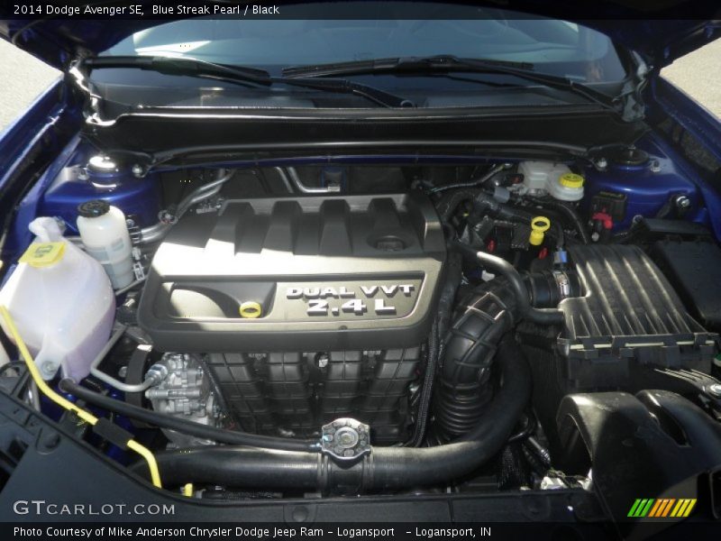 Blue Streak Pearl / Black 2014 Dodge Avenger SE