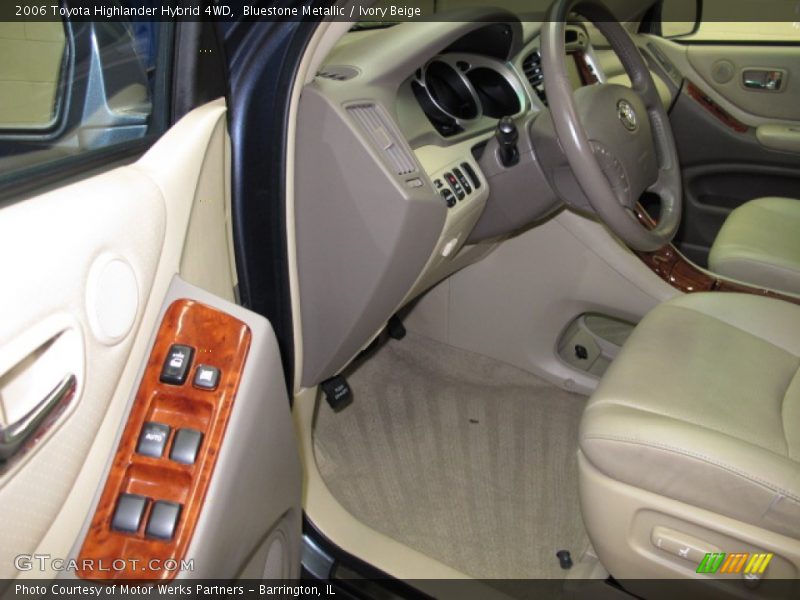Bluestone Metallic / Ivory Beige 2006 Toyota Highlander Hybrid 4WD