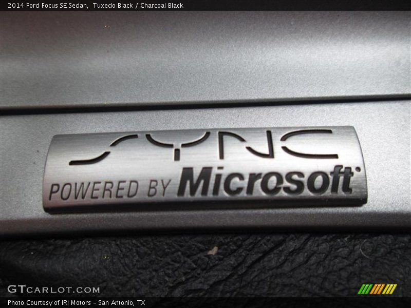 Tuxedo Black / Charcoal Black 2014 Ford Focus SE Sedan