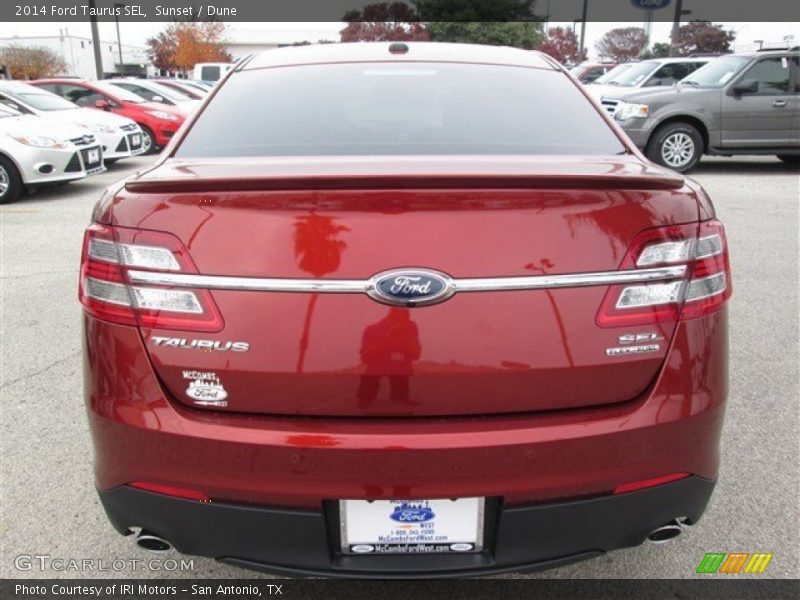 Sunset / Dune 2014 Ford Taurus SEL