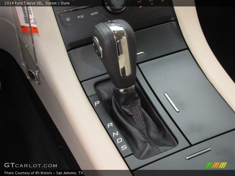 Sunset / Dune 2014 Ford Taurus SEL