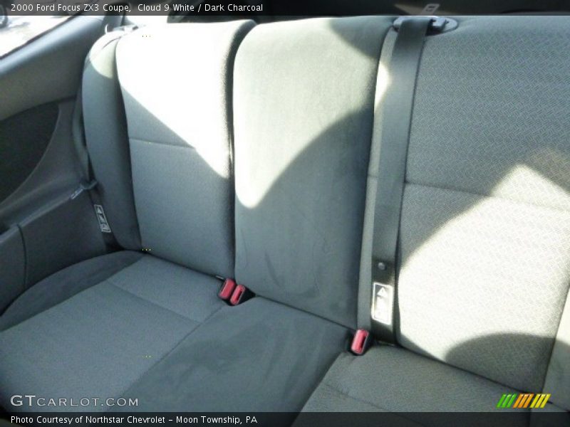 Cloud 9 White / Dark Charcoal 2000 Ford Focus ZX3 Coupe