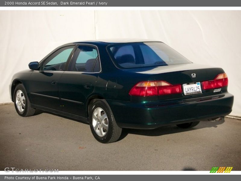 Dark Emerald Pearl / Ivory 2000 Honda Accord SE Sedan