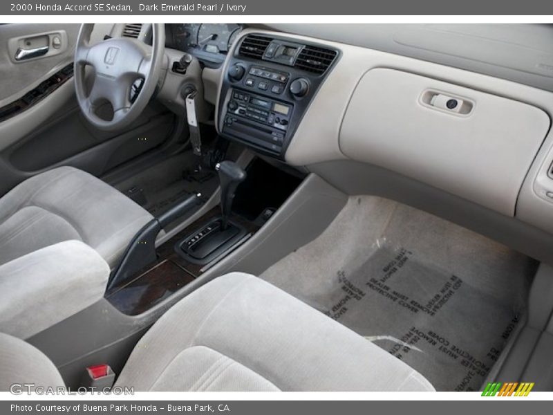 Dark Emerald Pearl / Ivory 2000 Honda Accord SE Sedan