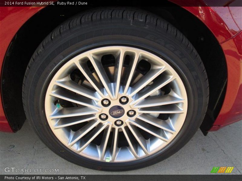 Ruby Red / Dune 2014 Ford Fusion Hybrid SE