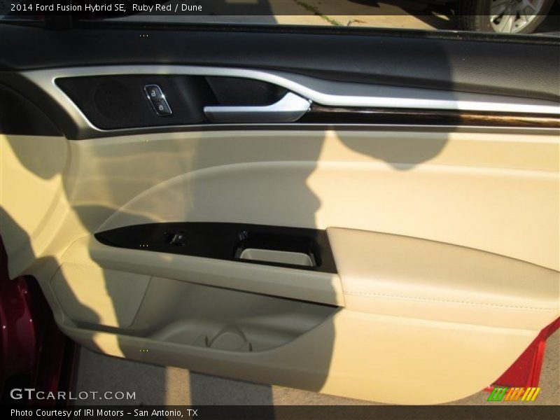 Ruby Red / Dune 2014 Ford Fusion Hybrid SE