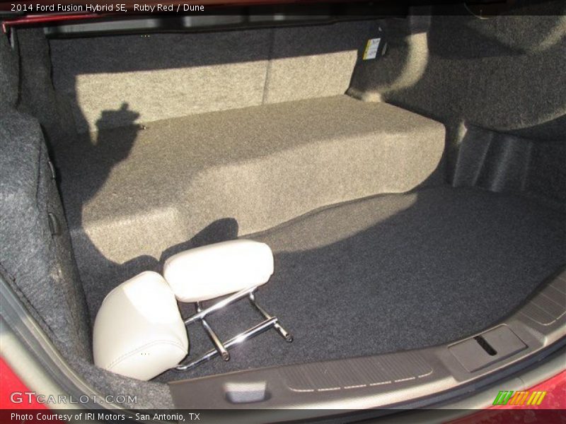 Ruby Red / Dune 2014 Ford Fusion Hybrid SE