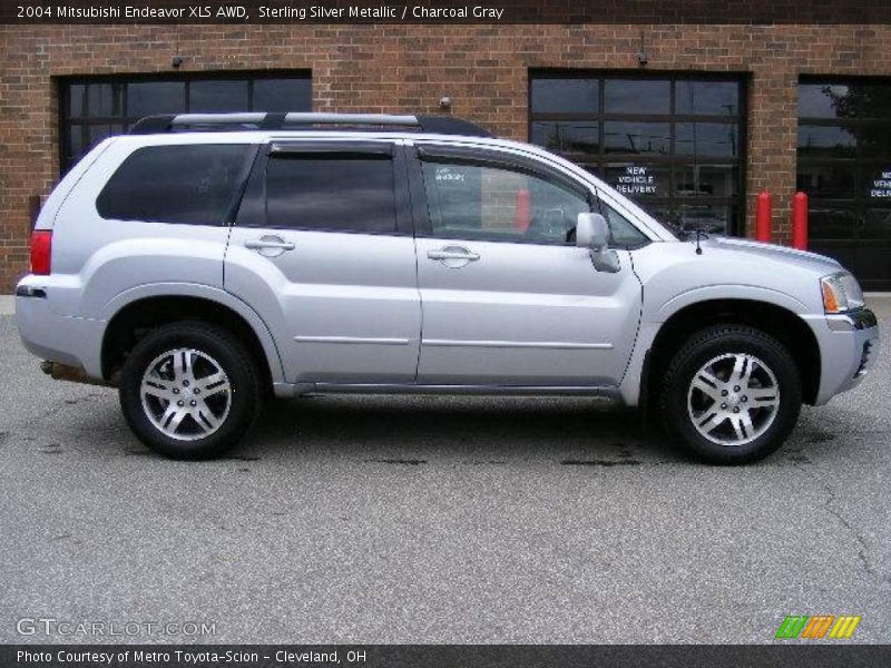 Sterling Silver Metallic / Charcoal Gray 2004 Mitsubishi Endeavor XLS AWD