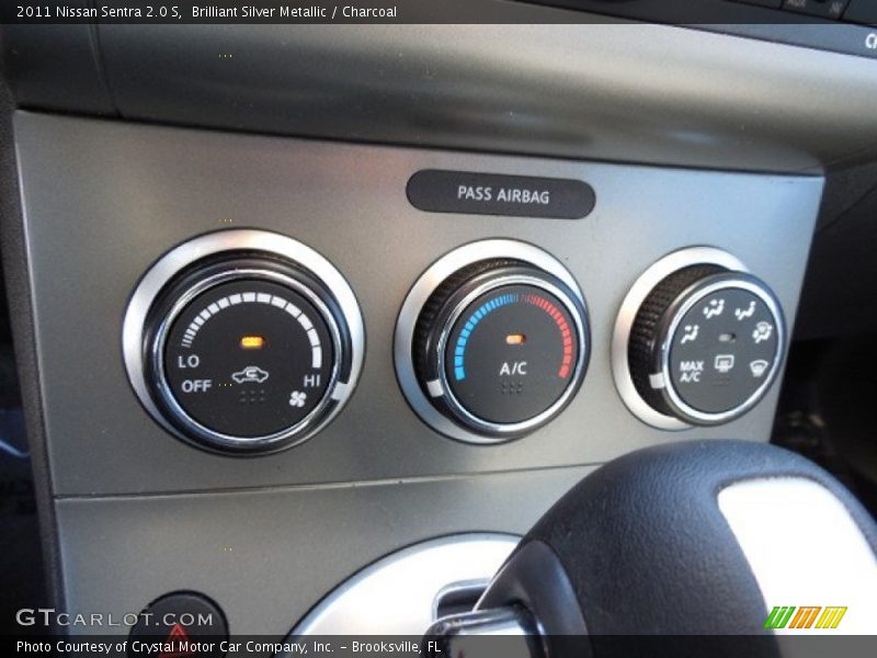 Brilliant Silver Metallic / Charcoal 2011 Nissan Sentra 2.0 S
