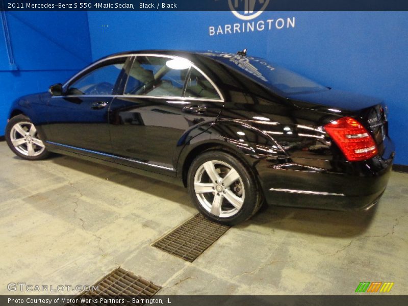 Black / Black 2011 Mercedes-Benz S 550 4Matic Sedan