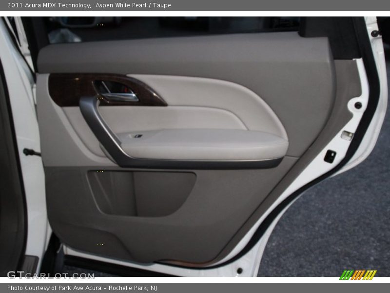 Aspen White Pearl / Taupe 2011 Acura MDX Technology
