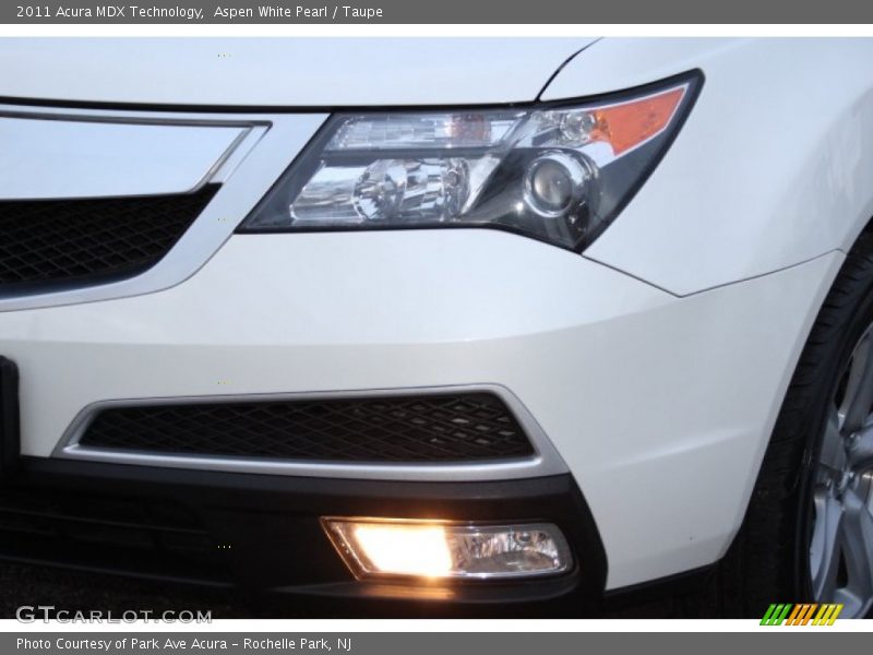 Aspen White Pearl / Taupe 2011 Acura MDX Technology
