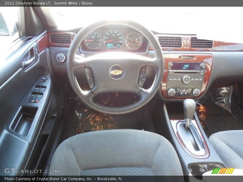 Summit White / Ebony 2011 Chevrolet Impala LT